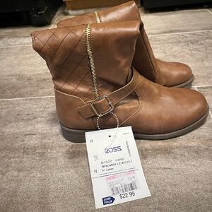 Brown Leather Zip Up Heeled Boots with Gold Details